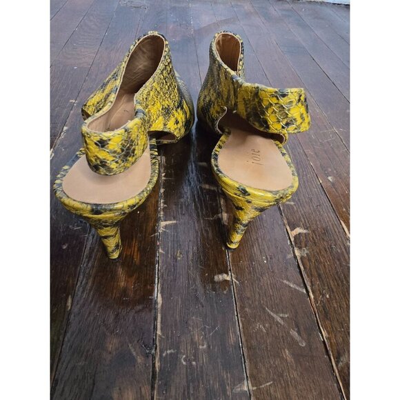 Joie Rines Pump Mustard Yellow Python Snakeskin sz 38 - Picture 12 of 13